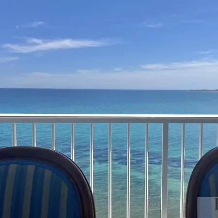 Front Line With Sea View *