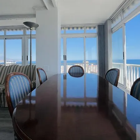 Apartment Front Line With Sea View