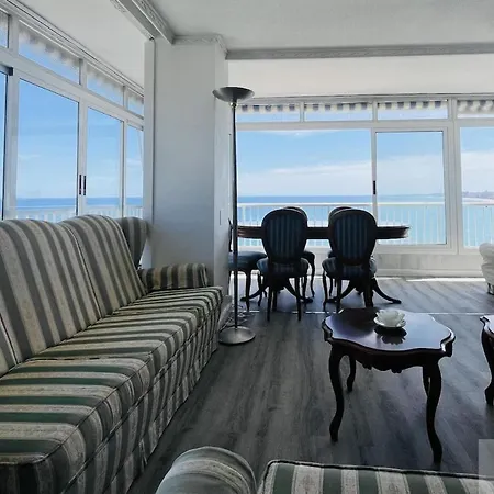 Front Line With Sea View Apartment *
